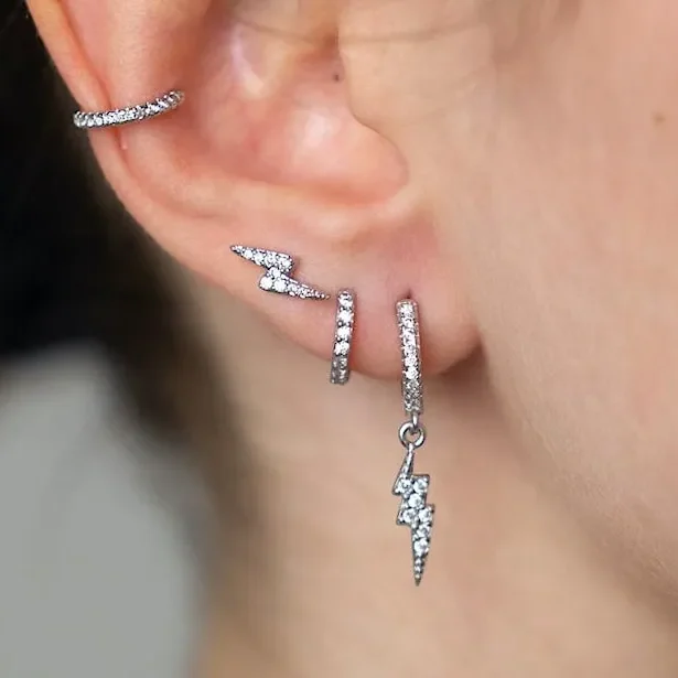 Silver Earring Set featuring a stacking design for minimal ear stacks, ideal for multiple piercings – a perfect everyday earring and gift idea for sisters.